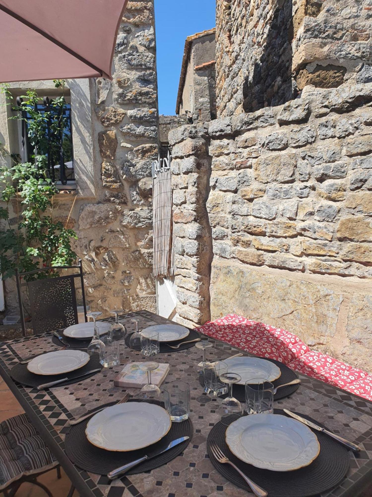 La Barbacane De Cascastel-Des-Corbieres Exterior photo